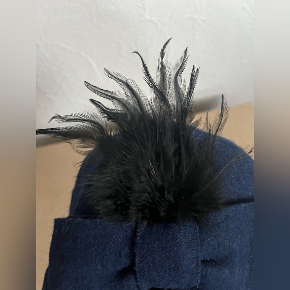 Decorative Wool Cap - Picture 4 of 9